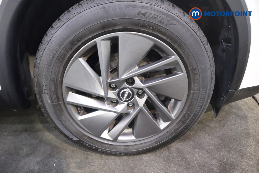 Nissan Qashqai Acenta Premium Manual Petrol SUV - Stock Number (1577557) - 19th supplementary image