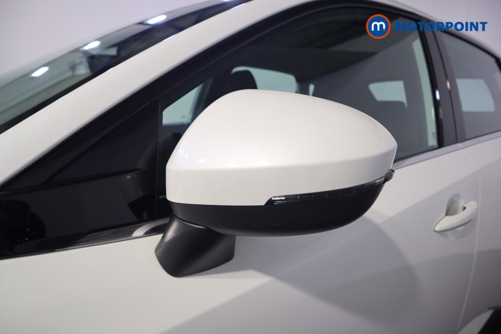 Nissan Qashqai Acenta Premium Manual Petrol SUV - Stock Number (1577557) - 28th supplementary image