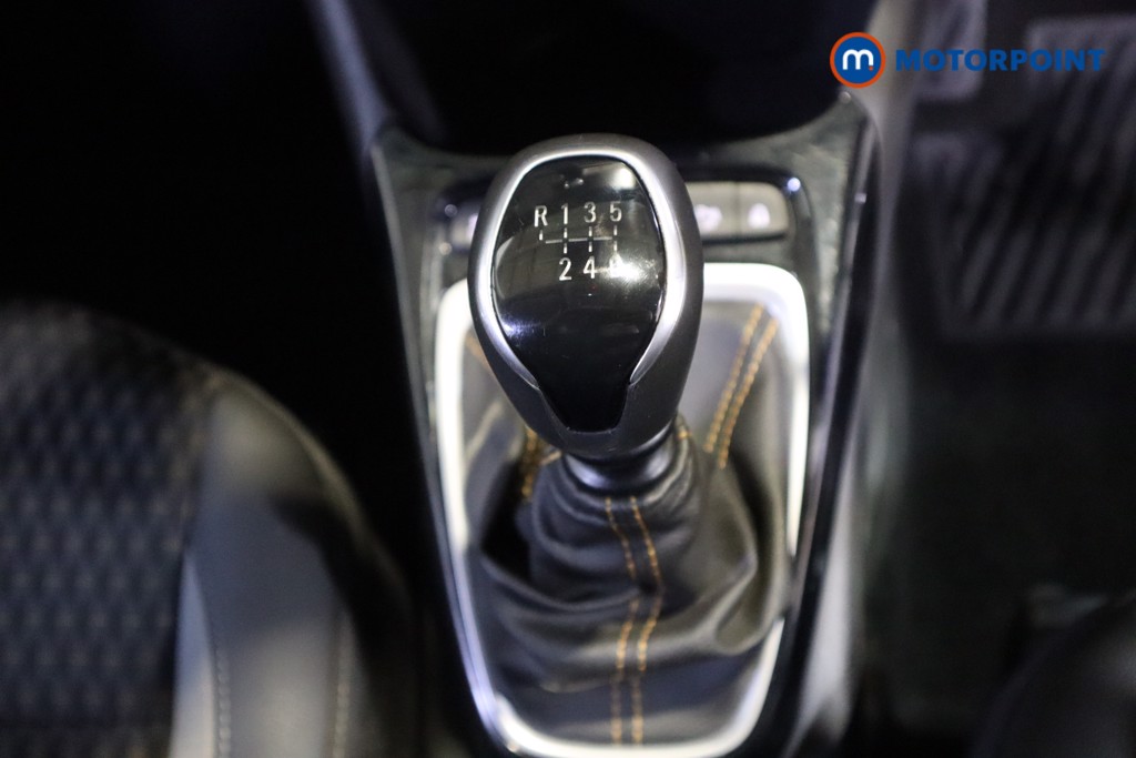 Vauxhall Crossland X Elite Nav Manual Petrol SUV - Stock Number (1578334) - 5th supplementary image