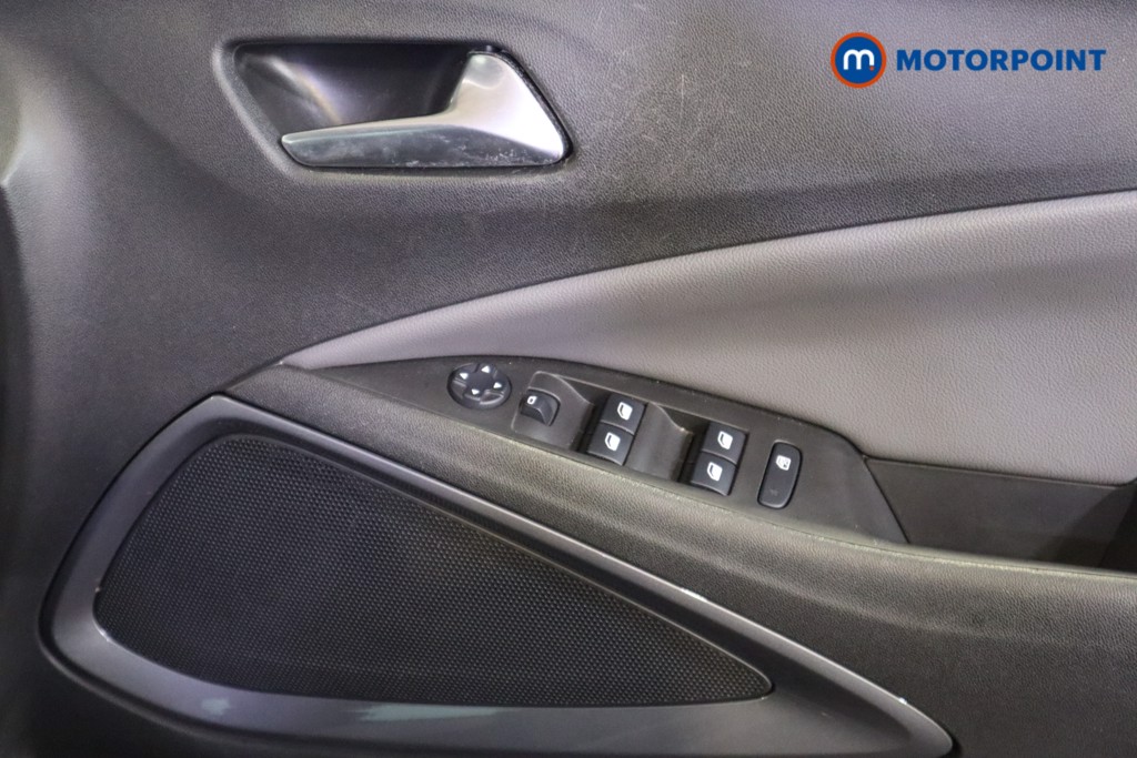 Vauxhall Crossland X Elite Nav Manual Petrol SUV - Stock Number (1578334) - 14th supplementary image