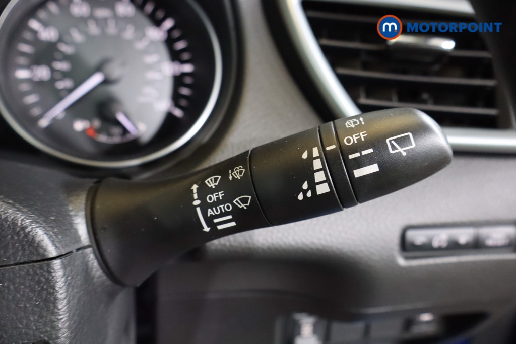 Nissan Qashqai Tekna Manual Diesel SUV - Stock Number (1578447) - 17th supplementary image