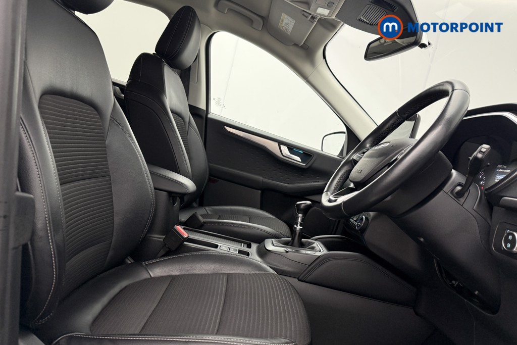 Ford Kuga Titanium First Edition Manual Petrol SUV - Stock Number (1578763) - 8th supplementary image