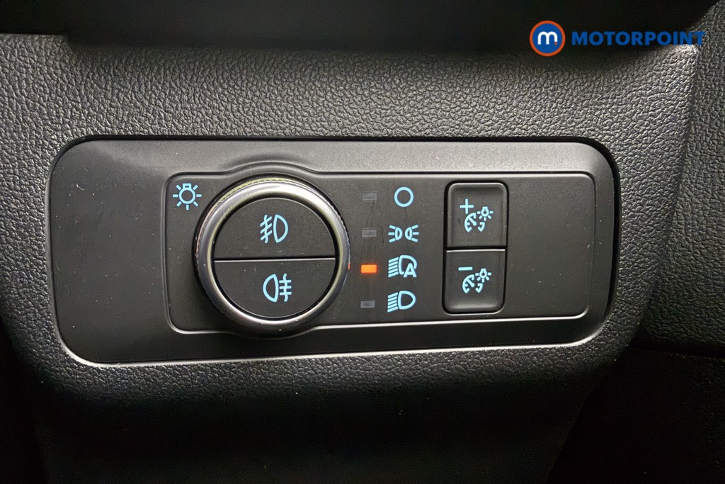 Ford Kuga Titanium First Edition Manual Petrol SUV - Stock Number (1578763) - 17th supplementary image