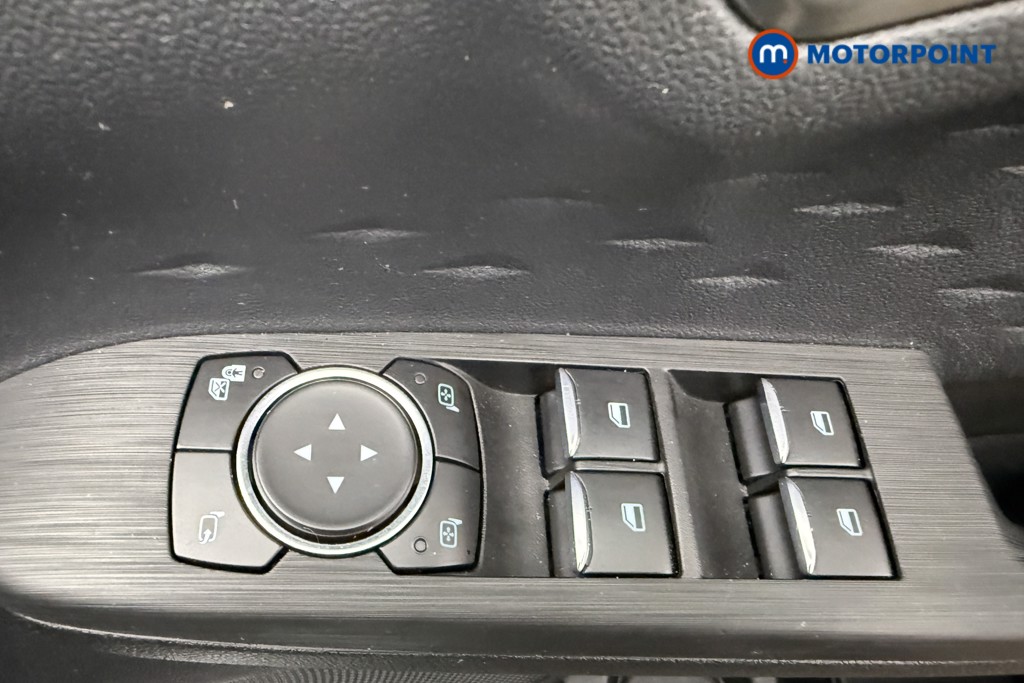 Ford Kuga Titanium First Edition Manual Petrol SUV - Stock Number (1578763) - 19th supplementary image