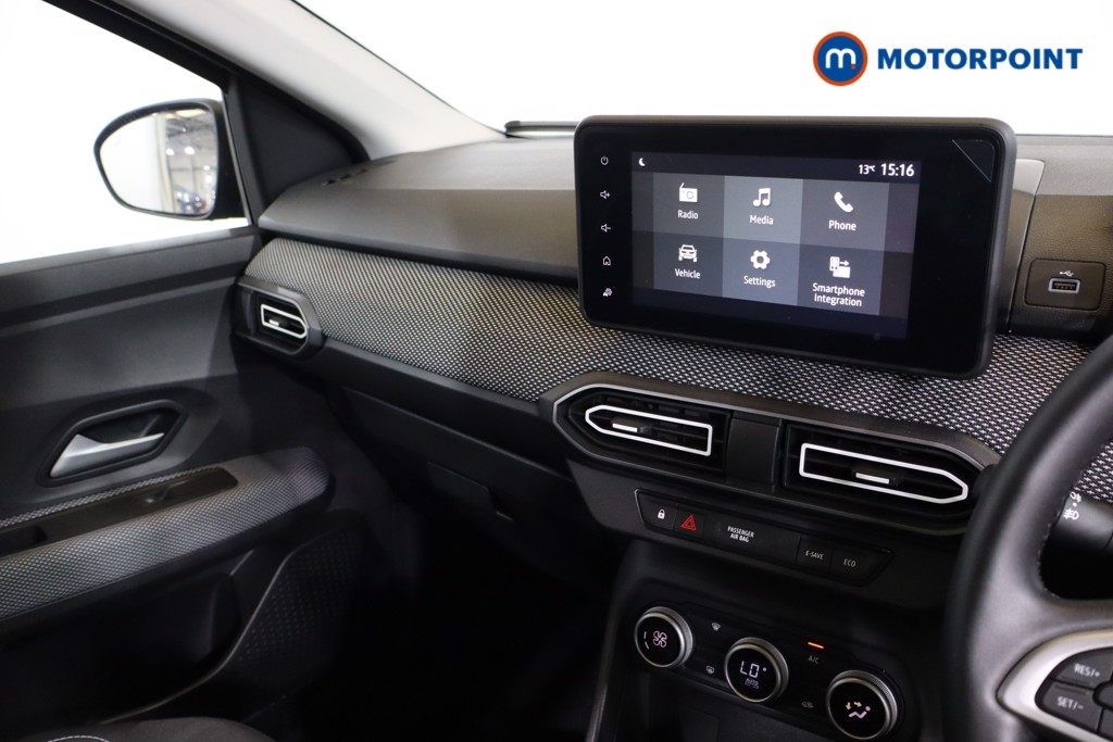 Dacia Jogger Expression Automatic Petrol-Electric Hybrid People Carrier - Stock Number (1578864) - 3rd supplementary image