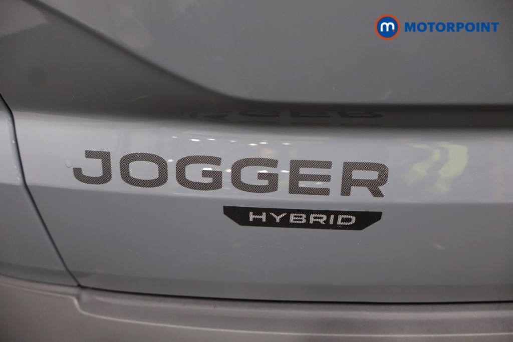 Dacia Jogger Expression Automatic Petrol-Electric Hybrid People Carrier - Stock Number (1578864) - 35th supplementary image