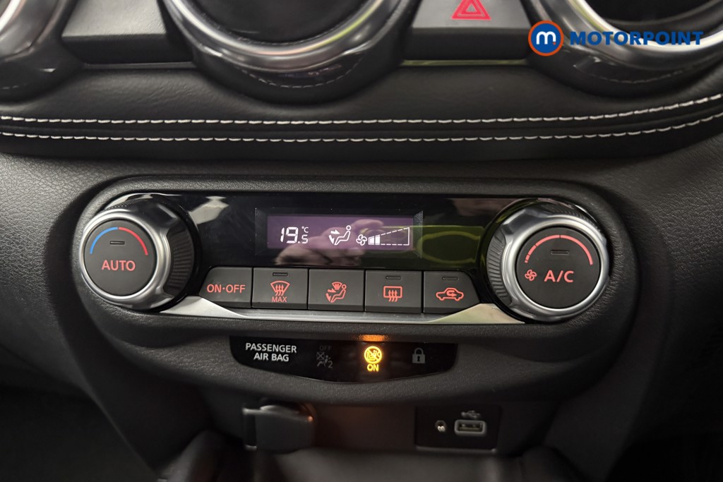 Nissan Juke N-Connecta Automatic Petrol SUV - Stock Number (1579051) - 16th supplementary image