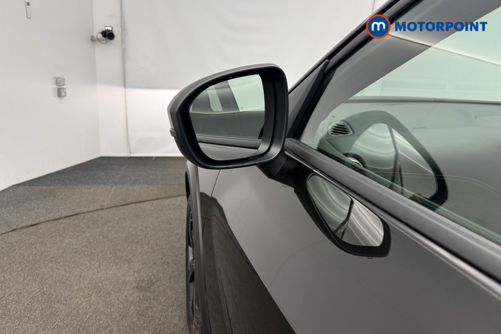 Nissan Juke N-Connecta Automatic Petrol SUV - Stock Number (1579051) - 29th supplementary image