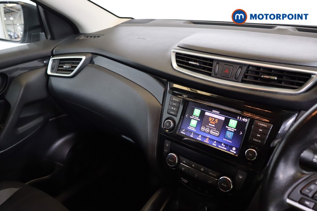 Nissan Qashqai Acenta Premium Manual Diesel SUV - Stock Number (1579359) - 3rd supplementary image