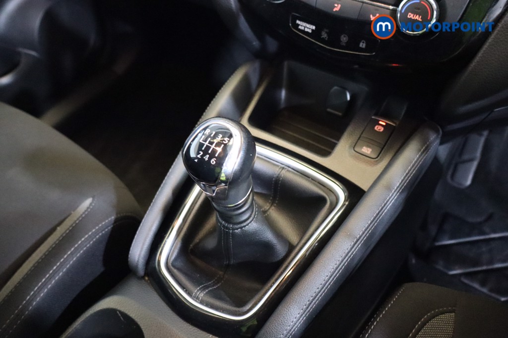 Nissan Qashqai Acenta Premium Manual Diesel SUV - Stock Number (1579359) - 13th supplementary image
