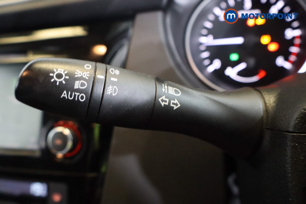 Nissan Qashqai Acenta Premium Manual Diesel SUV - Stock Number (1579359) - 16th supplementary image