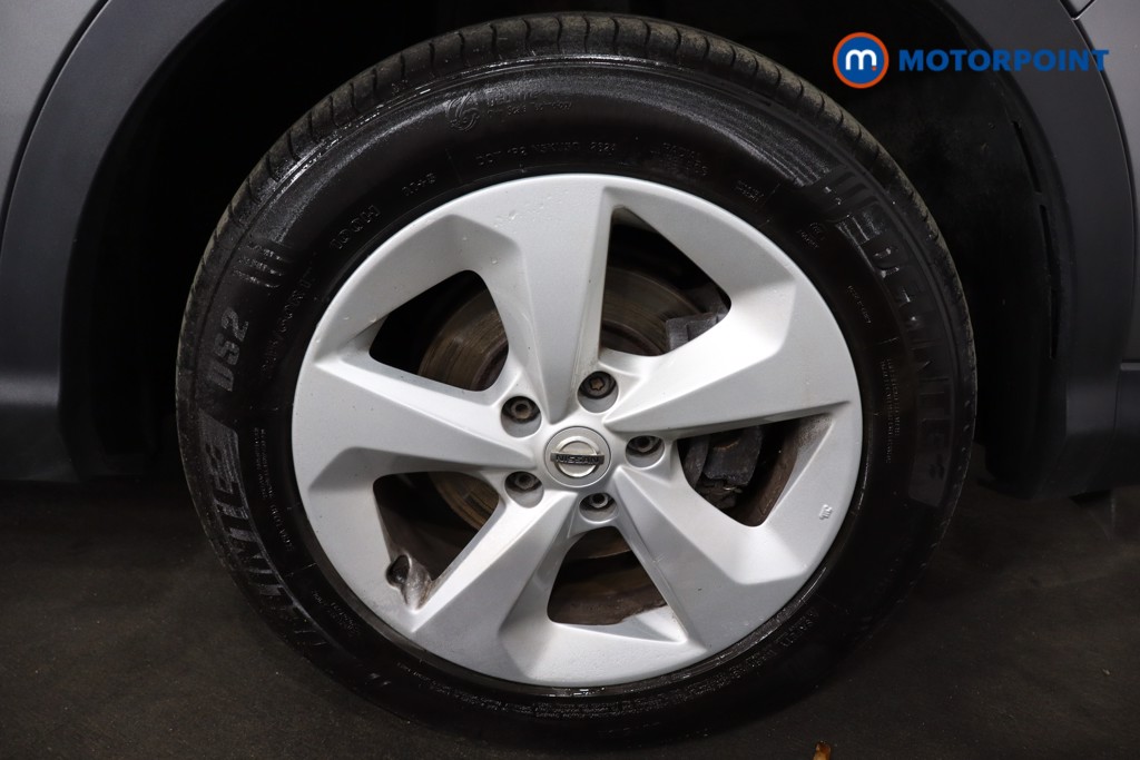 Nissan Qashqai Acenta Premium Manual Diesel SUV - Stock Number (1579359) - 26th supplementary image