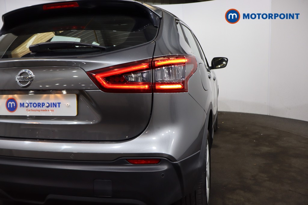 Nissan Qashqai Acenta Premium Manual Diesel SUV - Stock Number (1579359) - 30th supplementary image