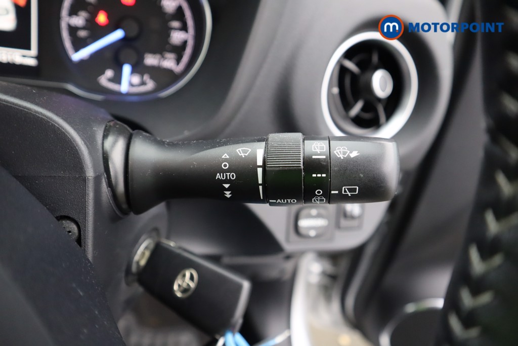 Toyota Yaris Y20 Manual Petrol Hatchback - Stock Number (1581287) - 4th supplementary image