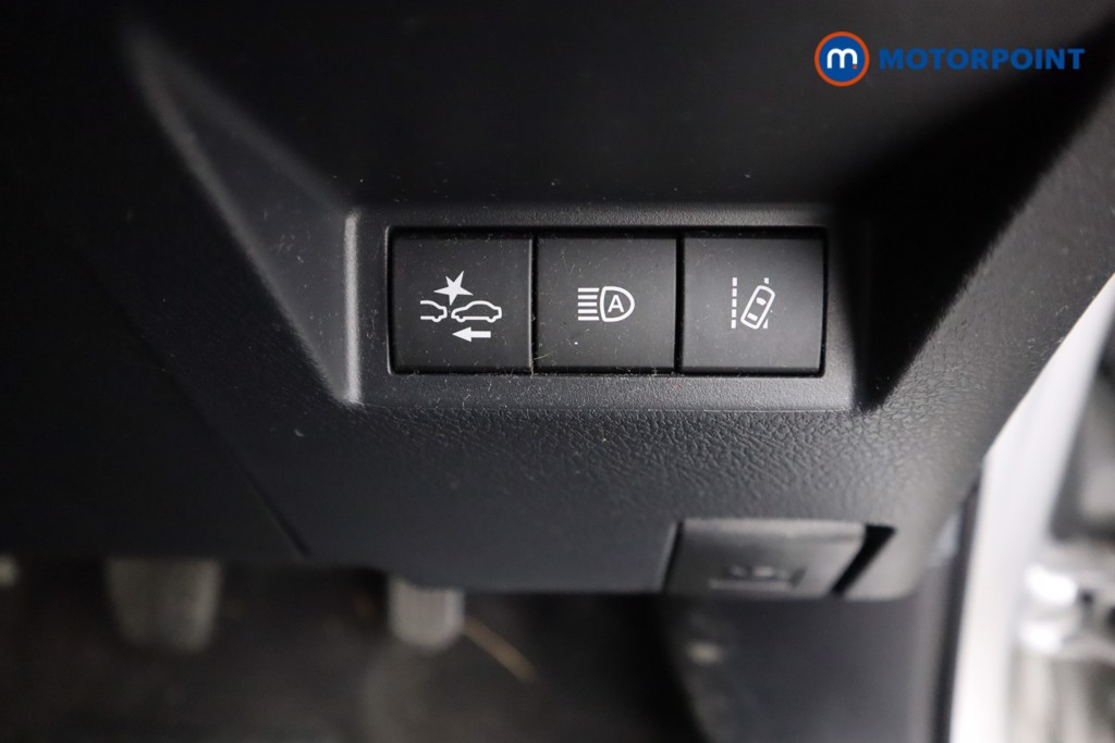 Toyota Yaris Y20 Manual Petrol Hatchback - Stock Number (1581287) - 6th supplementary image