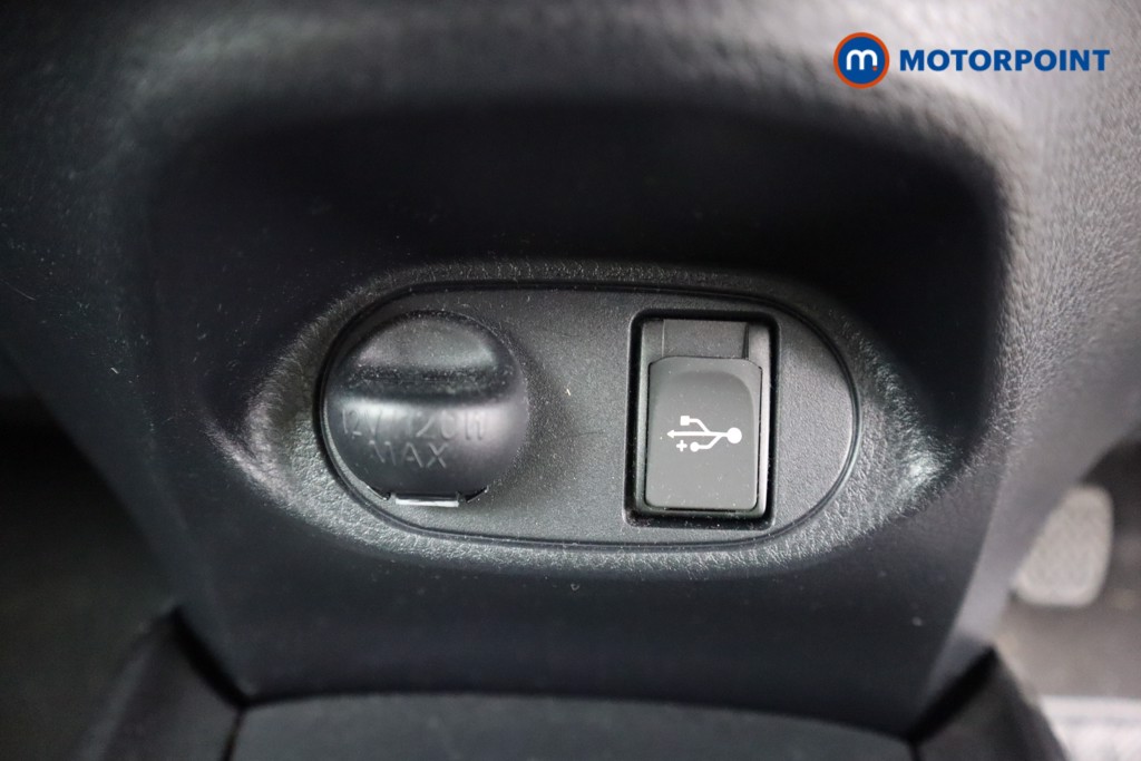 Toyota Yaris Y20 Manual Petrol Hatchback - Stock Number (1581287) - 10th supplementary image