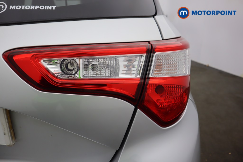 Toyota Yaris Y20 Manual Petrol Hatchback - Stock Number (1581287) - 21st supplementary image