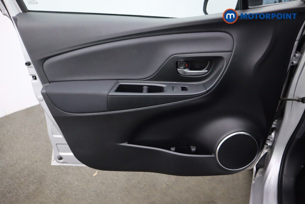 Toyota Yaris Y20 Manual Petrol Hatchback - Stock Number (1581287) - 27th supplementary image