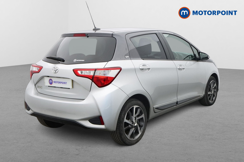 Toyota Yaris Y20 Manual Petrol Hatchback - Stock Number (1581287) - Drivers side rear corner