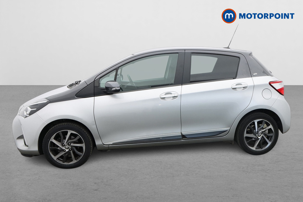 Toyota Yaris Y20 Manual Petrol Hatchback - Stock Number (1581287) - Passenger side