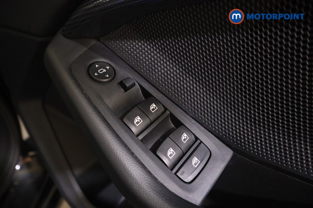 BMW 1 Series Sport Manual Petrol Hatchback - Stock Number (1581536) - 12th supplementary image