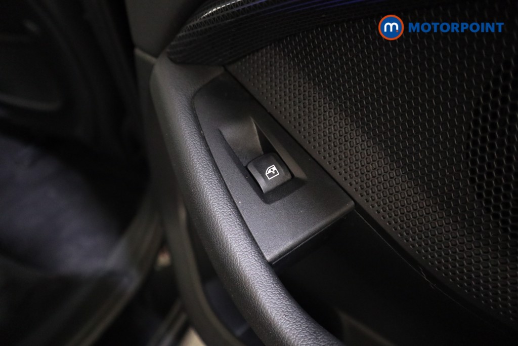 BMW 1 Series Sport Manual Petrol Hatchback - Stock Number (1581536) - 20th supplementary image