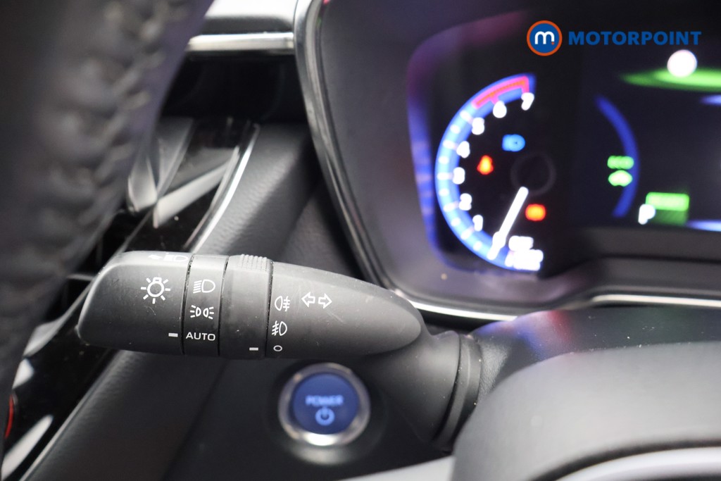 Toyota Corolla Icon Tech Automatic Petrol-Electric Hybrid Estate - Stock Number (1582697) - 5th supplementary image