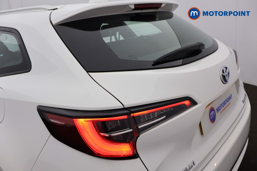 Toyota Corolla Icon Tech Automatic Petrol-Electric Hybrid Estate - Stock Number (1582697) - 26th supplementary image