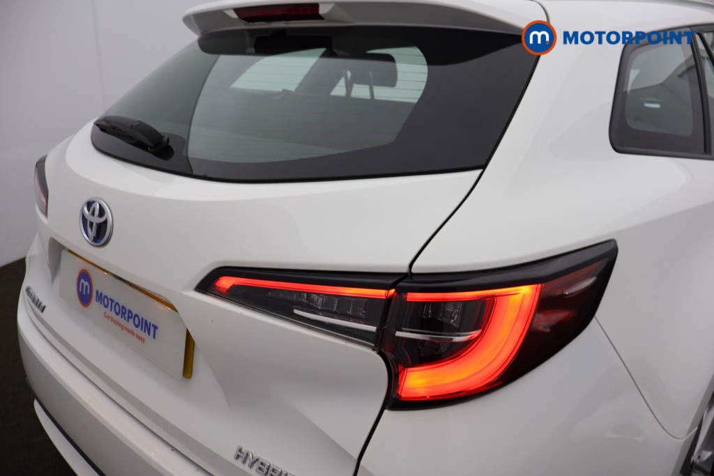 Toyota Corolla Icon Tech Automatic Petrol-Electric Hybrid Estate - Stock Number (1582697) - 27th supplementary image