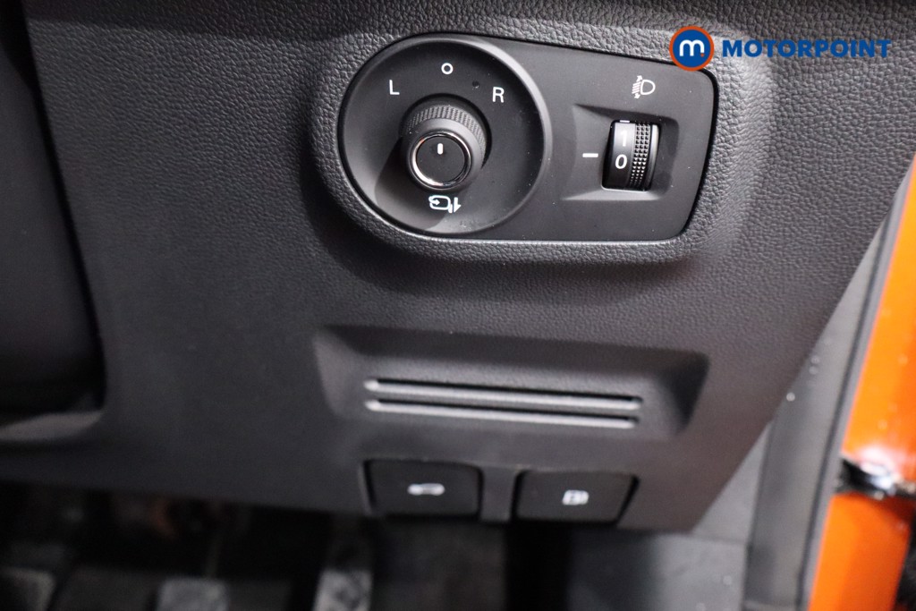 Mg Motor Uk ZS Excite Manual Petrol SUV - Stock Number (1584837) - 19th supplementary image