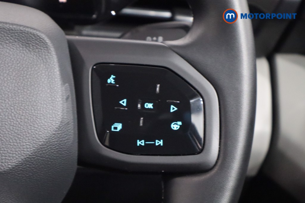 Ford Explorer Select Automatic Electric SUV - Stock Number (1586212) - 8th supplementary image