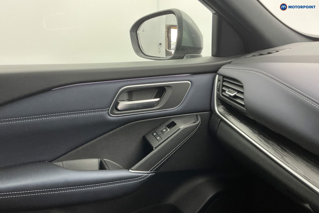 Nissan Qashqai Tekna Automatic Petrol SUV - Stock Number (1586274) - 18th supplementary image