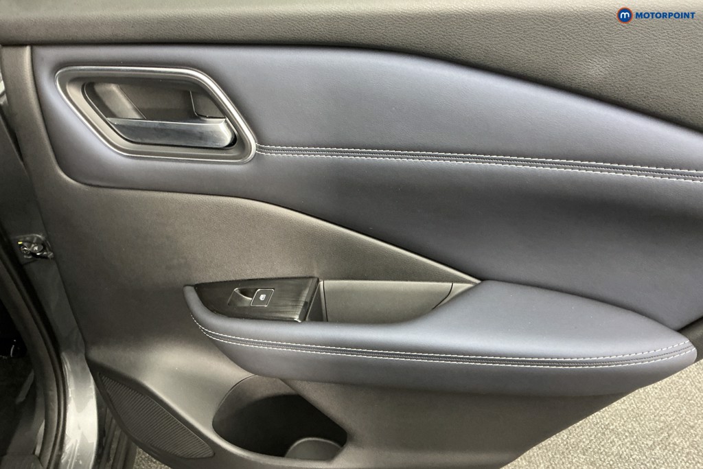 Nissan Qashqai Tekna Automatic Petrol SUV - Stock Number (1586274) - 25th supplementary image