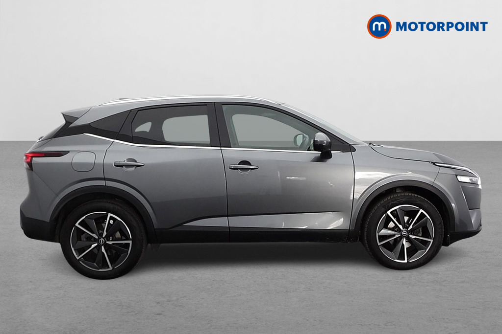 Nissan Qashqai Tekna Automatic Petrol SUV - Stock Number (1586274) - Drivers side