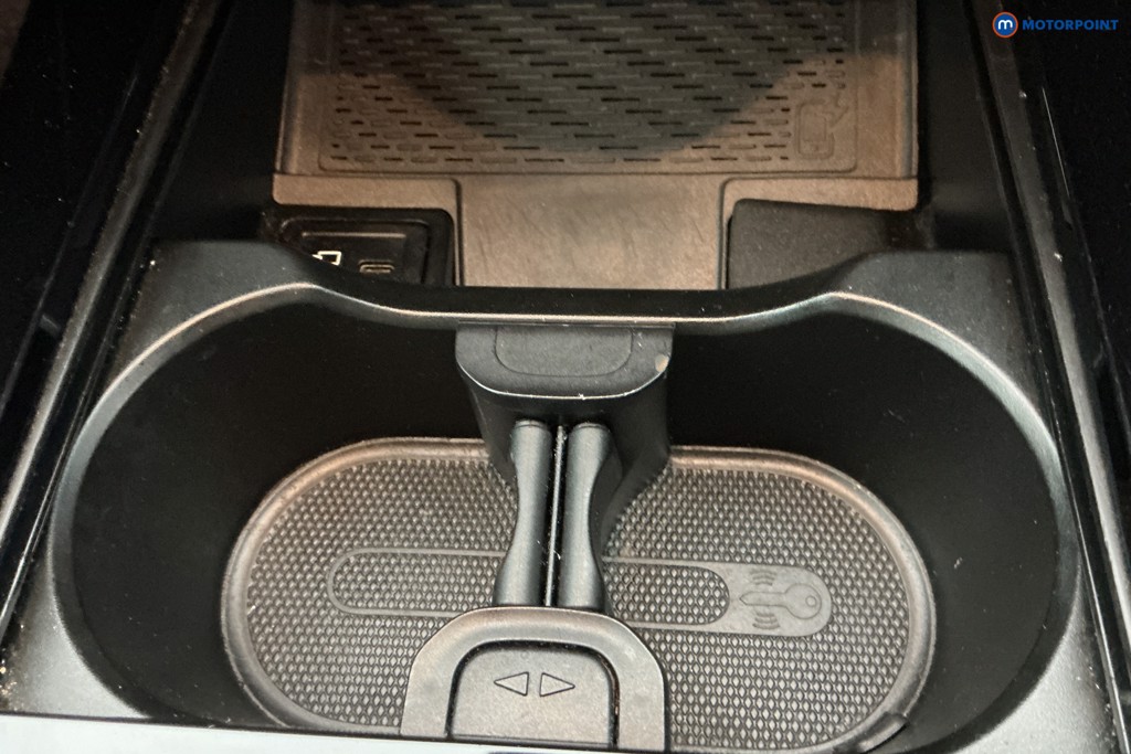 Mercedes-Benz A Class Amg Line Automatic Petrol Hatchback - Stock Number (1586992) - 15th supplementary image