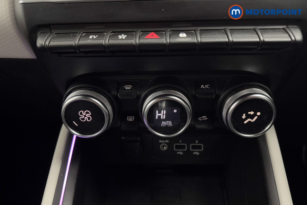 Renault Clio Techno Automatic Petrol-Electric Hybrid Hatchback - Stock Number (1587031) - 13th supplementary image