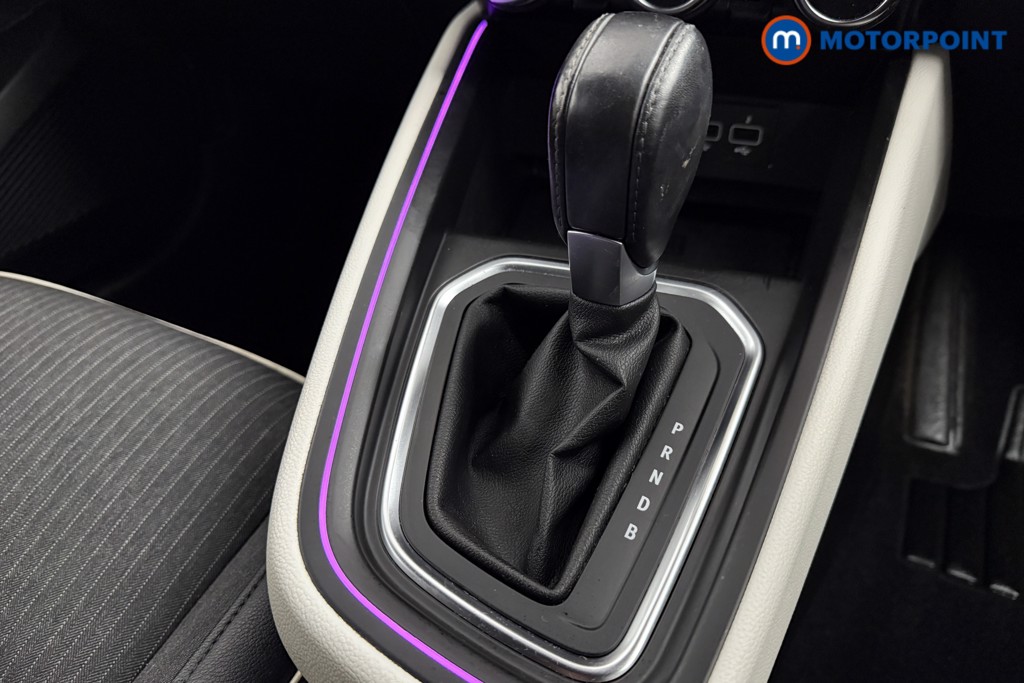 Renault Clio Techno Automatic Petrol-Electric Hybrid Hatchback - Stock Number (1587031) - 14th supplementary image