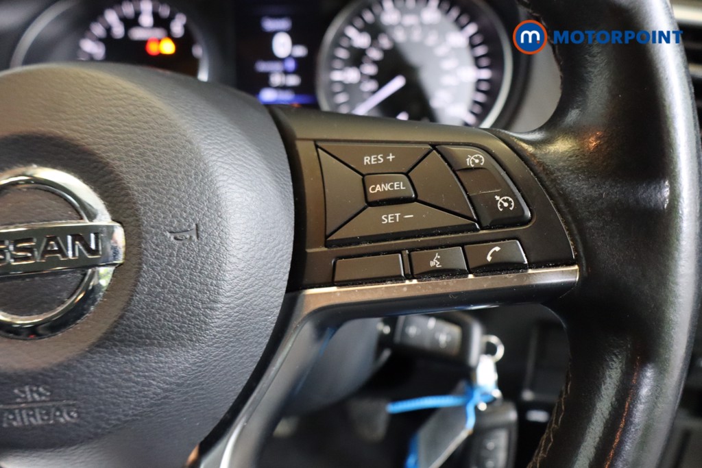 Nissan Qashqai Acenta Premium Manual Petrol SUV - Stock Number (1587037) - 4th supplementary image