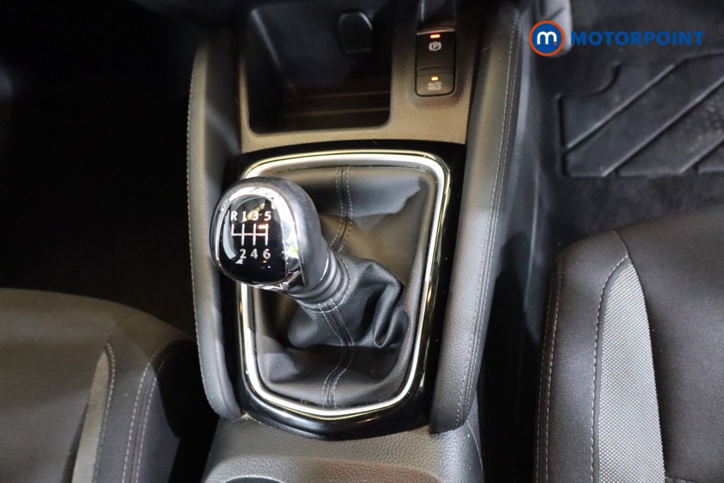 Nissan Qashqai Acenta Premium Manual Petrol SUV - Stock Number (1587037) - 7th supplementary image