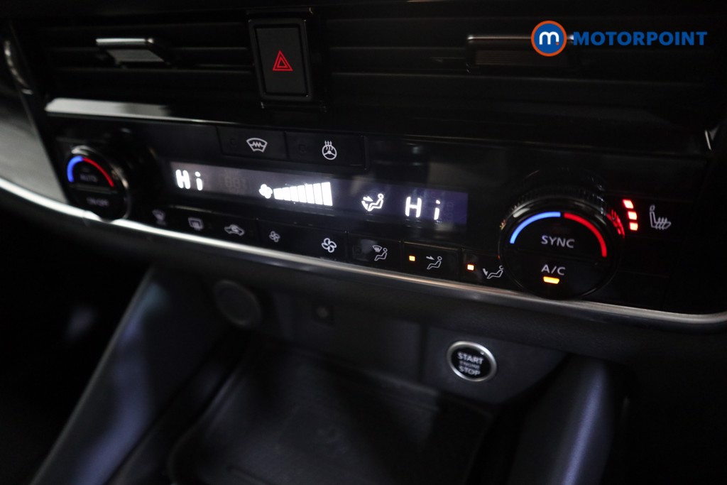 Nissan Qashqai Tekna Manual Petrol SUV - Stock Number (1587219) - 7th supplementary image