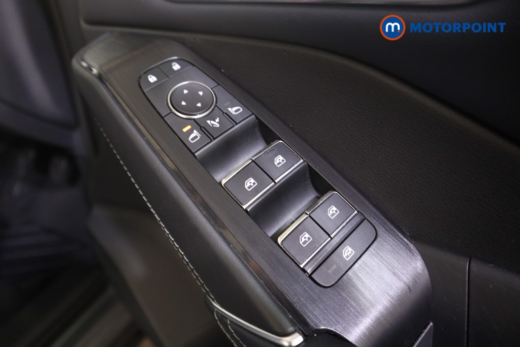 Nissan Qashqai Tekna Manual Petrol SUV - Stock Number (1587219) - 12th supplementary image