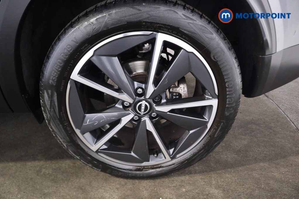 Nissan Qashqai Tekna Manual Petrol SUV - Stock Number (1587219) - 24th supplementary image