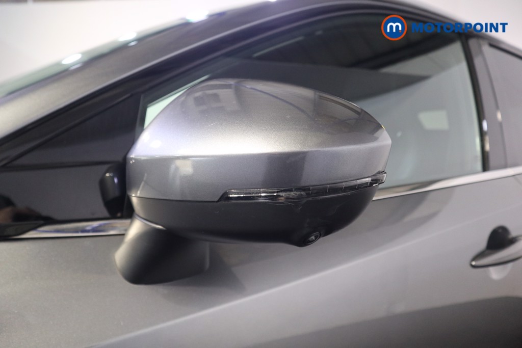 Nissan Qashqai Tekna Manual Petrol SUV - Stock Number (1587219) - 32nd supplementary image