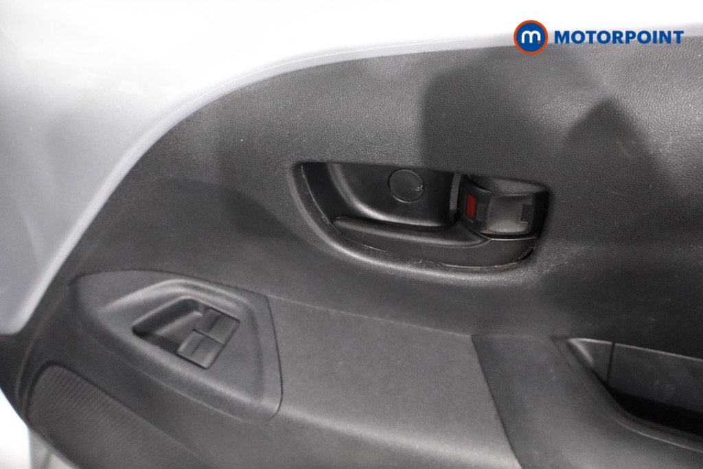 Peugeot 108 Active Manual Petrol Hatchback - Stock Number (1587364) - 21st supplementary image