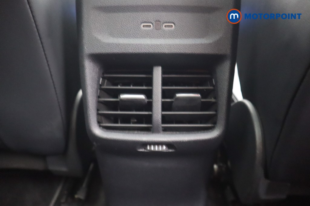 Ford Explorer Premium Automatic Electric SUV - Stock Number (1587676) - 21st supplementary image