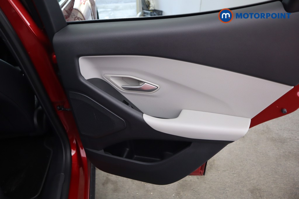 Ford Explorer Premium Automatic Electric SUV - Stock Number (1587676) - 22nd supplementary image