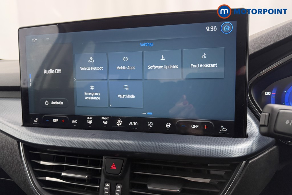 Ford Focus Active X Automatic Petrol Hatchback - Stock Number (1587700) - 11th supplementary image