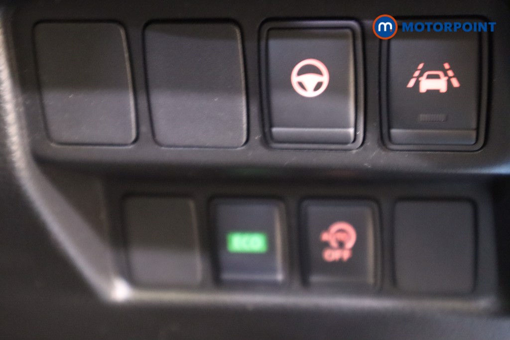 Nissan Qashqai Tekna Automatic Diesel SUV - Stock Number (1587737) - 7th supplementary image