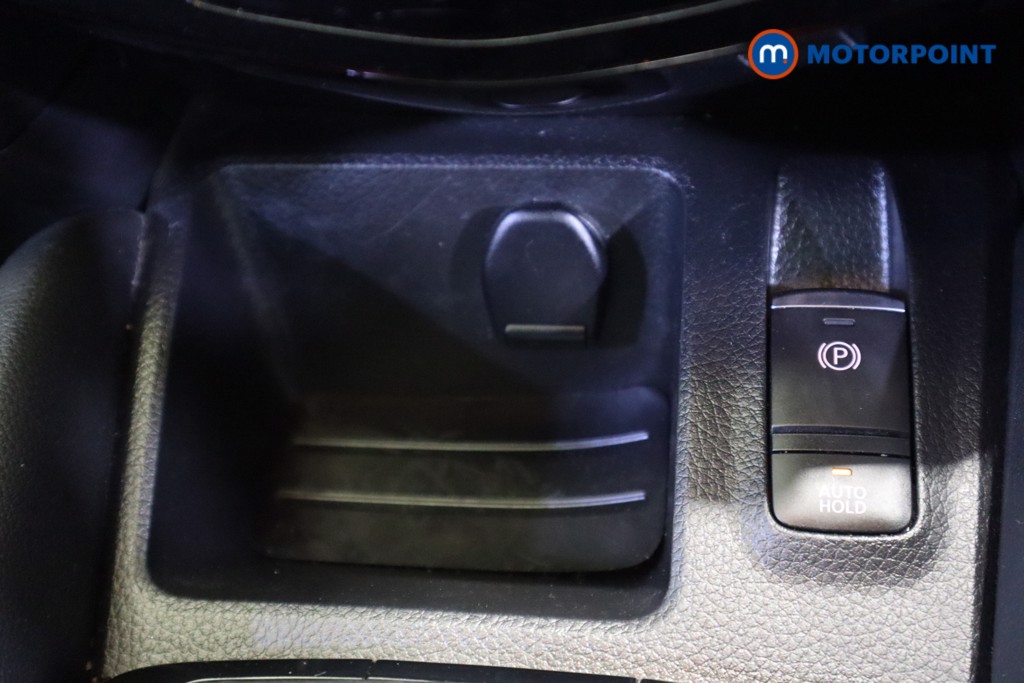 Nissan Qashqai Tekna Automatic Diesel SUV - Stock Number (1587737) - 12th supplementary image