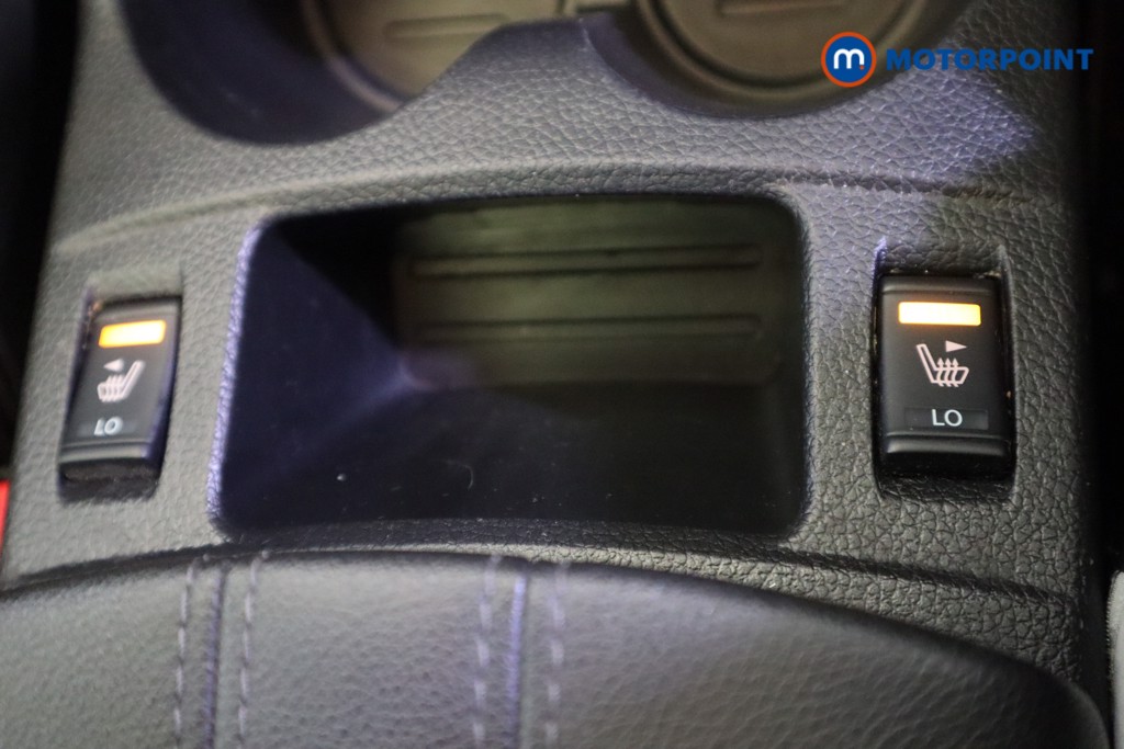 Nissan Qashqai Tekna Automatic Diesel SUV - Stock Number (1587737) - 14th supplementary image